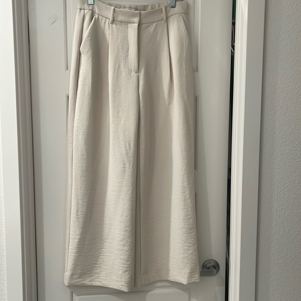 Abercrombie premium crepe pants